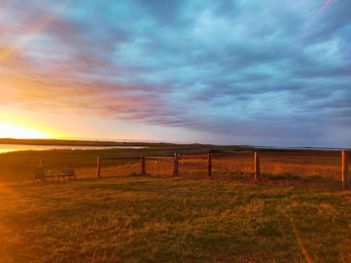Coorong Island Retreat - Farm Stay At Pet Friendly Property Meningie Luaran gambar