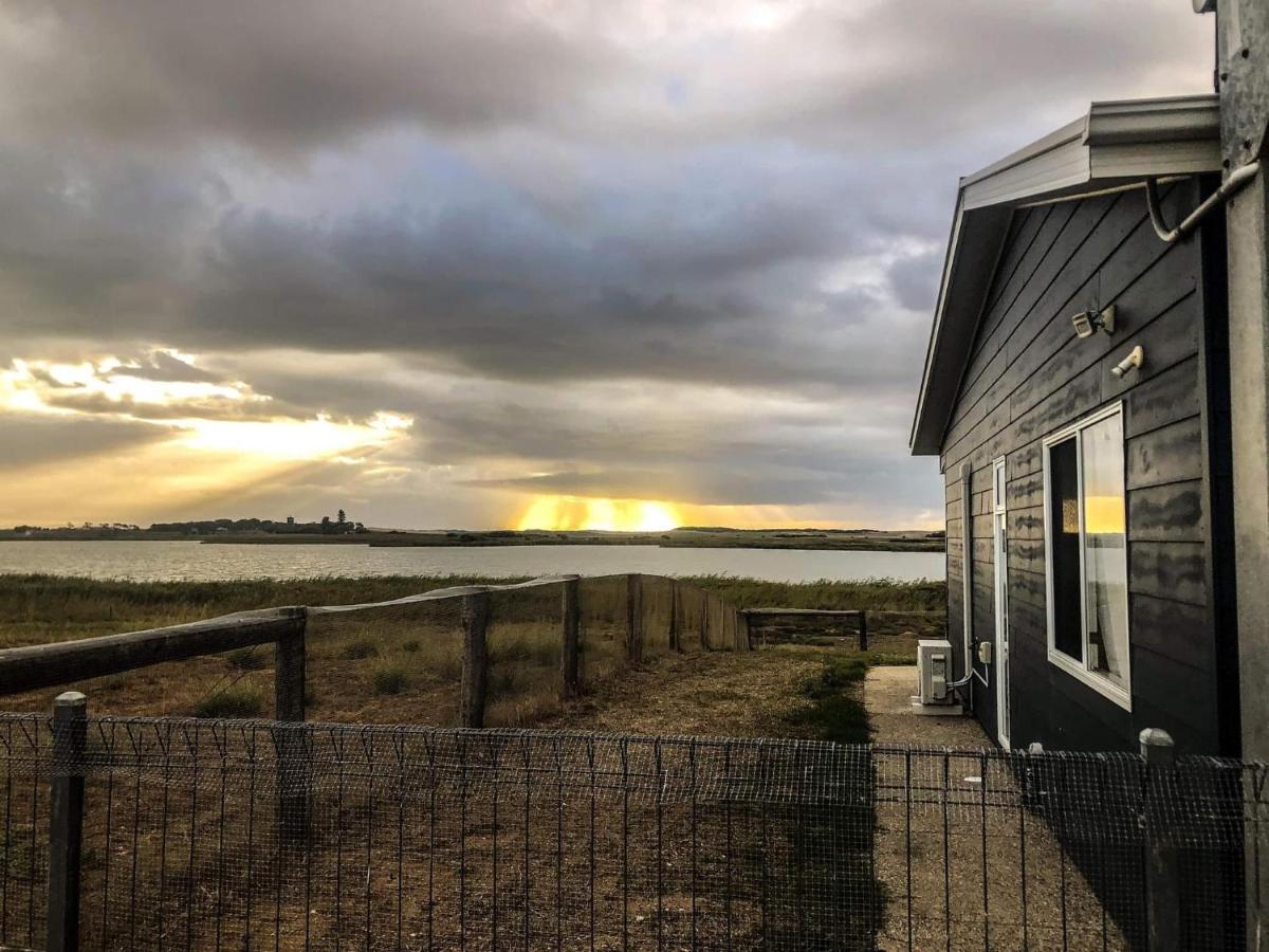 Coorong Island Retreat - Farm Stay At Pet Friendly Property Meningie Luaran gambar